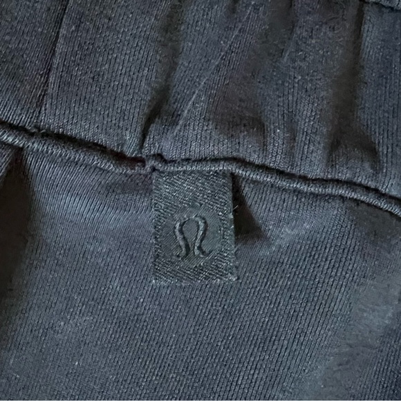 Lululemon Seek Softness Mid Rise Wide Leg Crop size 10 - Picture 4 of 7